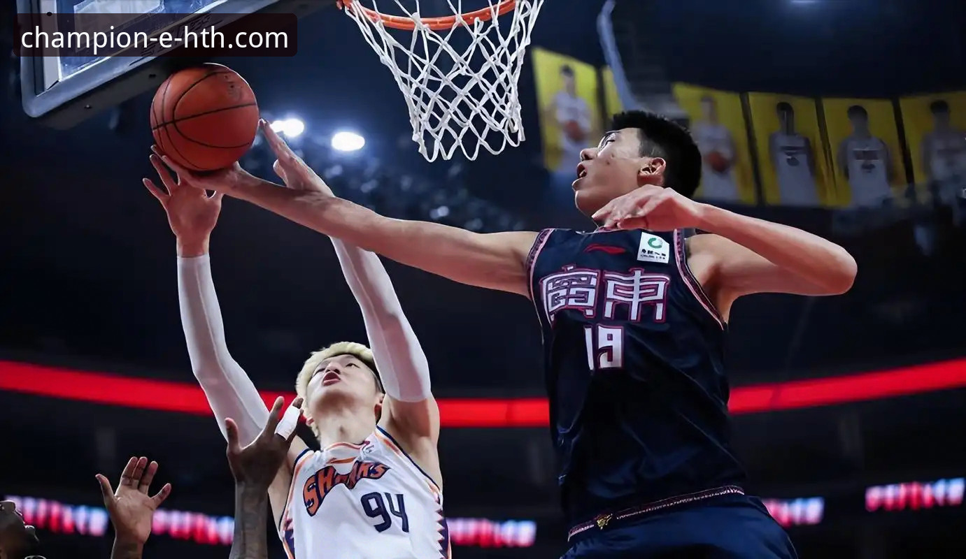 上海男篮十二连胜巩固榜首:一场团队篮球的胜利深度评测